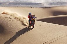 dakar2004_etp6_pujol8_g_soldano.jpg