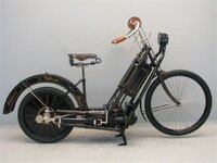 Hildebrand%20Wolfmuller-1.jpg