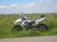 548535791_kx7jF-M.jpg
