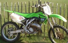 125 two stroke.jpg