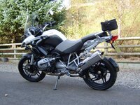 bike at lake 001.jpg