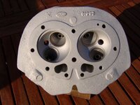 cylinder head 004.jpg