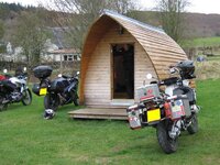 Applecross-hut-01.jpg