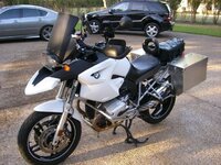 white gs2.jpg