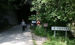 cuevona1.jpg