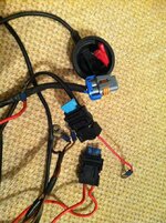 connectors and fuses.jpg