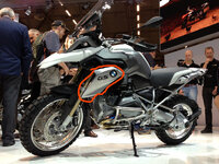 1200gs-1.jpg