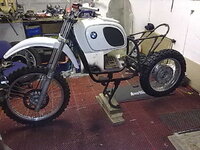 project bike tyre 003.jpg