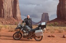 monument gs 1200.jpg