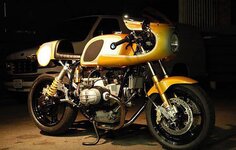 Custom_BMW_1.jpg