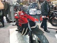 700-b.jpg