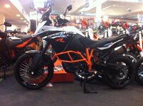 KTM1190.jpg