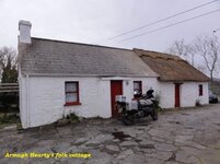 Armagh Hearty's folk cottage.jpg
