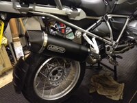 exhaust1.JPG