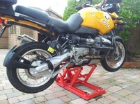R1150GS on Lift (1).jpg
