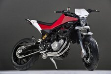 Nuda 900R.jpg