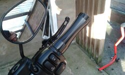 Handlebar grips.jpg