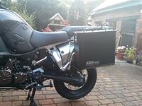 Panniers left.jpg
