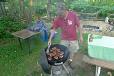 Dans BBQ1.jpg