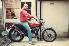 DaveonCarlsbike2.jpg