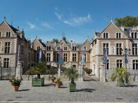 2 Hotel Groslot.jpg
