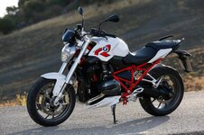 BMW WC R 1980268_664835656964030_1680977225242487297_o.jpg