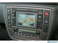 9460347-original-vw-navigation-sat-nav-system-ver-g.jpg