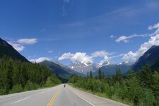 Mt Robson.jpg