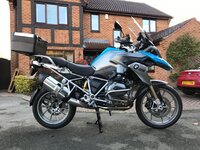 BMW.jpg