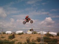jump jump.jpg