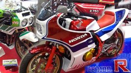 honda cb1000r 2.jpg