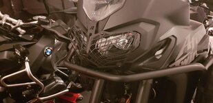 Headlight 3.jpg