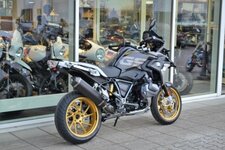 r1250 gs exclusive 2.jpg