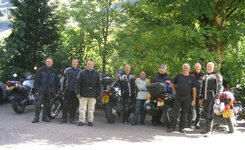 GS er's at Clachaig.JPG