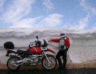 walll of snow1.jpg
