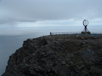 nordkapp_lisa_cliffs_15062003.jpg