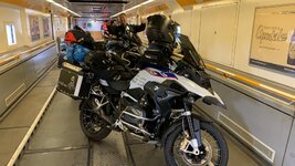 EC98B502-EA21-4DB3-A497-DD3A39A41E29.jpg