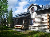 Cabin in summer.jpg
