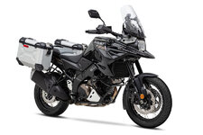 V-STROM-1050XT-ADV-Black-w-Bags-002-900x600 2.jpg