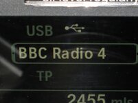 Fitting a digital radio a R1200RT LC - Picture 5.jpg