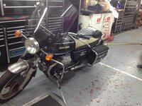 Guzzi mot.jpg