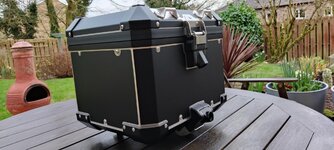 Top Box Black 1.jpg