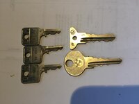 bmw keys.jpg