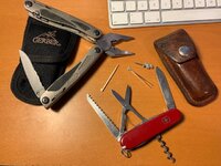 knives.jpg