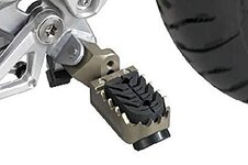 Footpegs.jpg