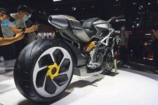 Zongshen-Cyclone-RA9-02.jpg