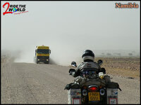 07122004_namibia_heading_north_eat_my_dust.jpg