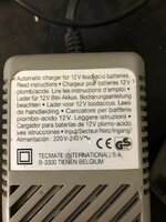 battery charger 2 .jpg