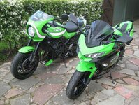 Kawasaki Z900RS and Ninja 400 (1).JPG