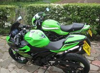 Kawasaki Z900RS and Ninja 400 (2).JPG
